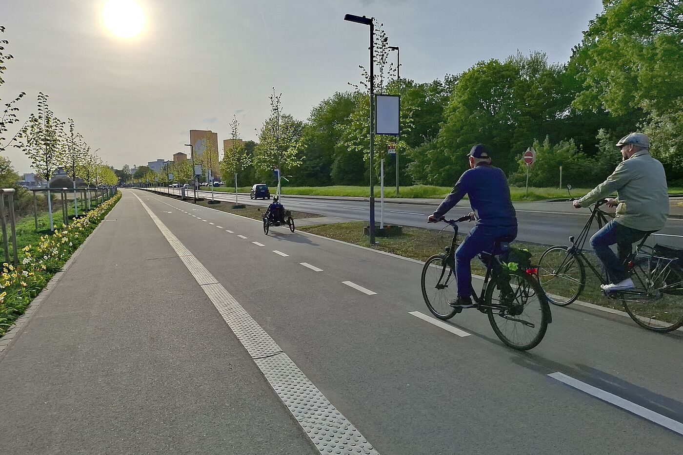 Fast wie Radschnellweg: Hammer Landstraße zwischen Derendorfweg und Schanzenstraße