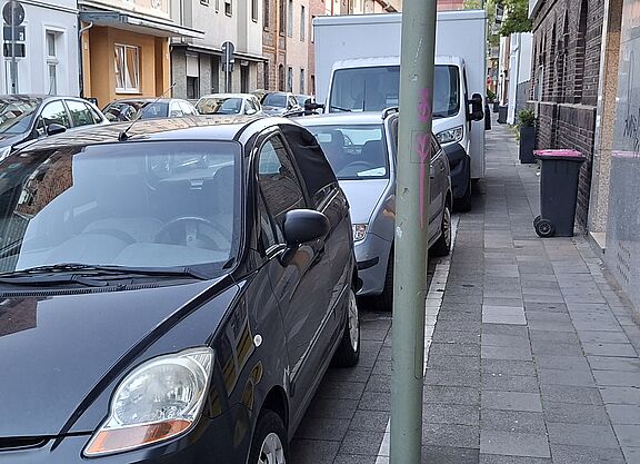 Hermannstraße: kein Platz für Menschen