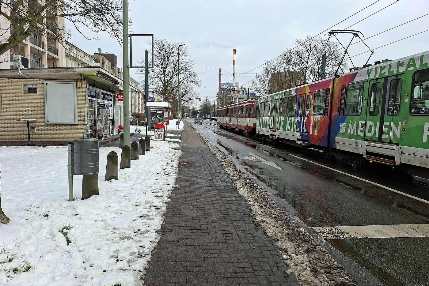 Düsseldorfer Straße: Höhe Barbaraviertel gut geräumt. Düsseldorfer Straße: Höhe Barbaraviertel gut geräumt.