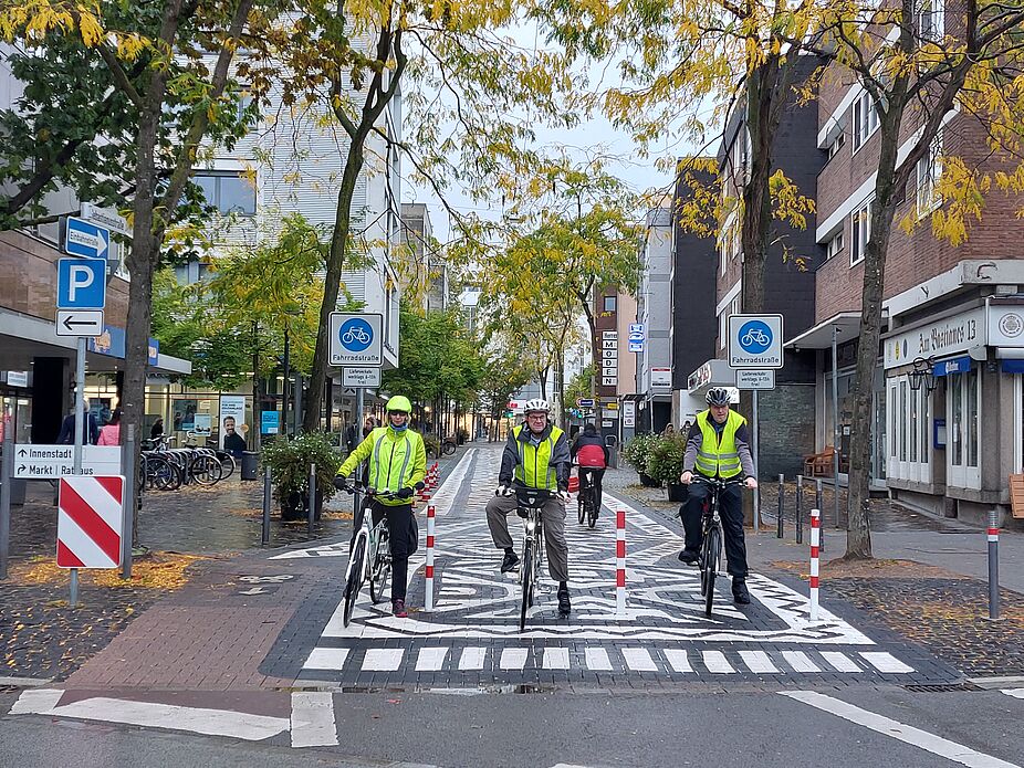 Radfahrende auf der Sebastianusstraße