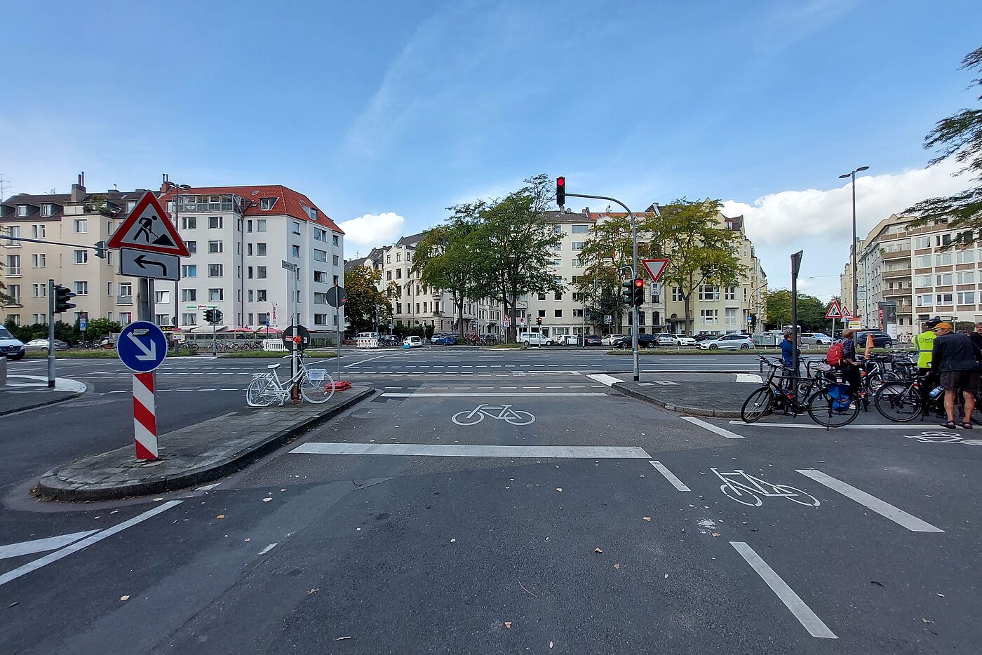 Riehler Straße: Trotz großer Aufstellfläche geb es hier einen schrecklichen Unfall